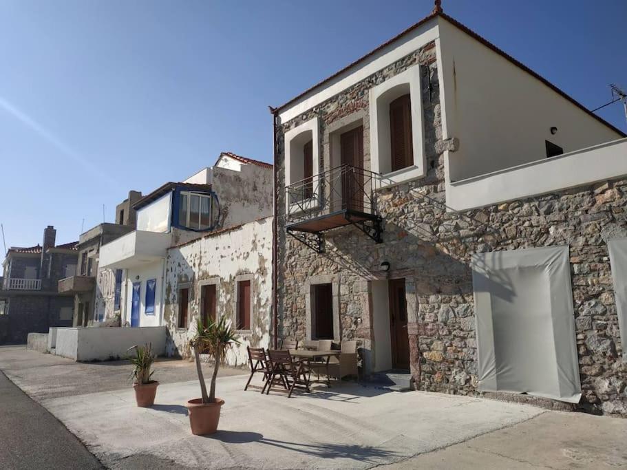 Two-Storey House In Kardamyla Marmaron  Exterior photo